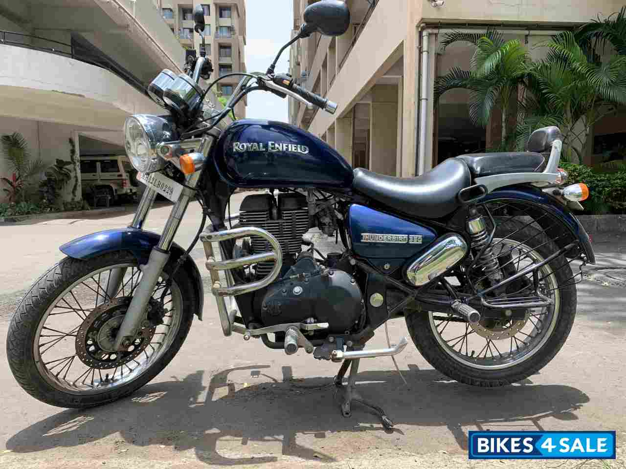 Marine Blue Royal Enfield Thunderbird 350