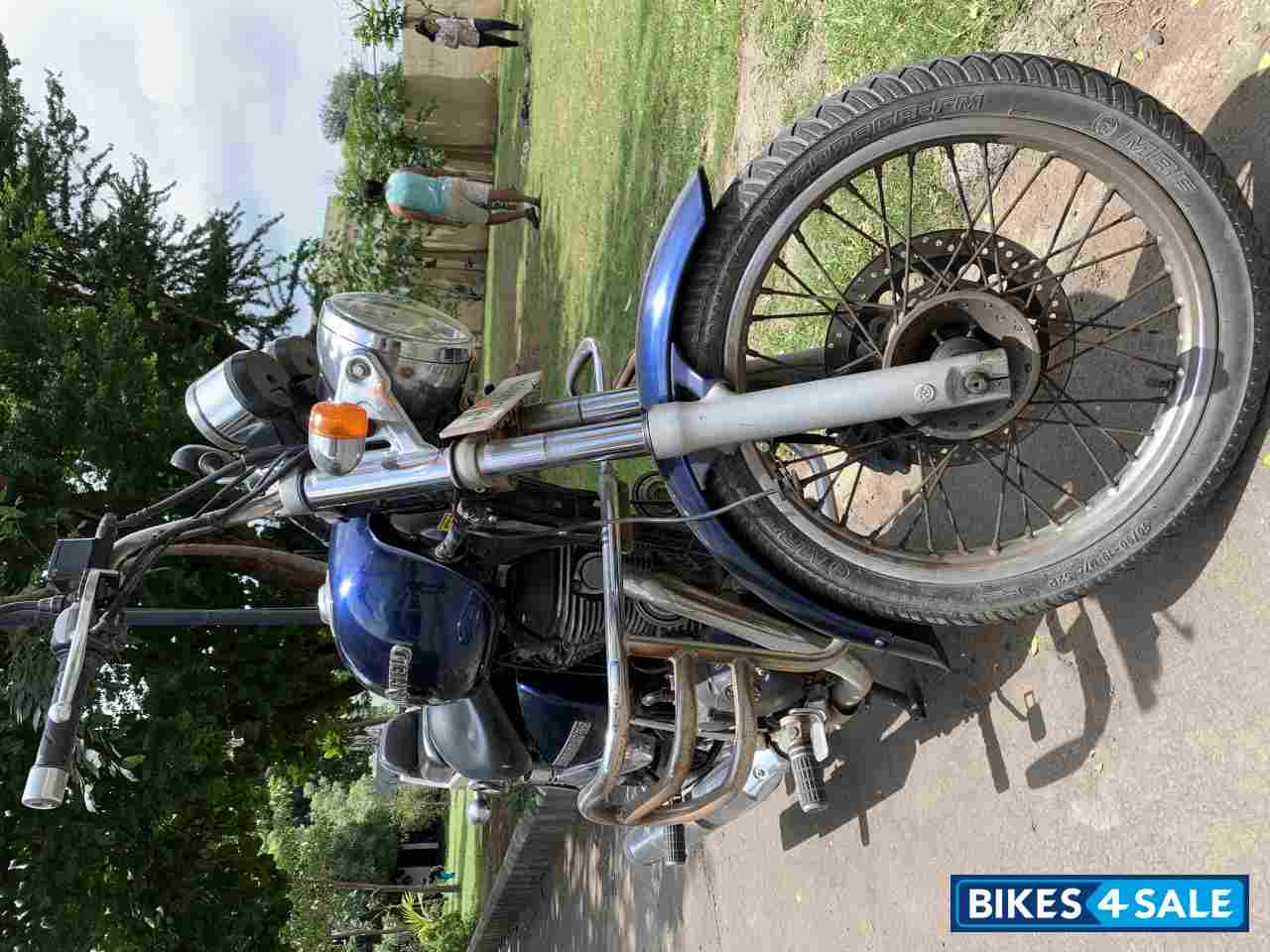 Marine Blue Royal Enfield Thunderbird 350