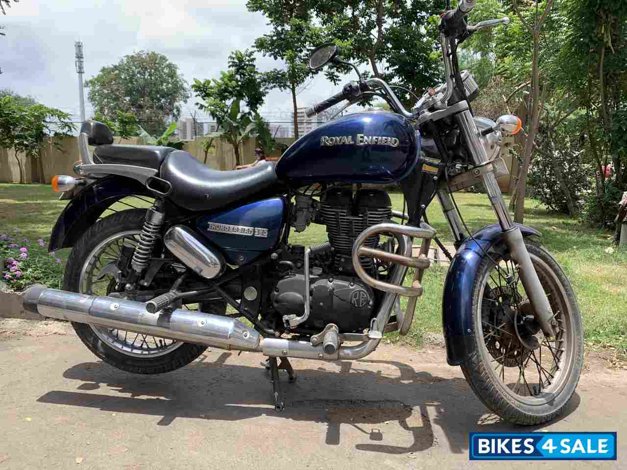 Marine Blue Royal Enfield Thunderbird 350
