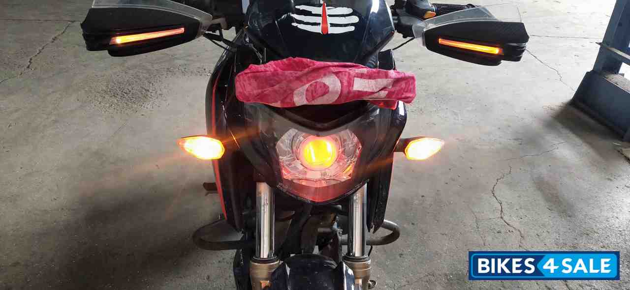 TVS Apache RTR 200 4V