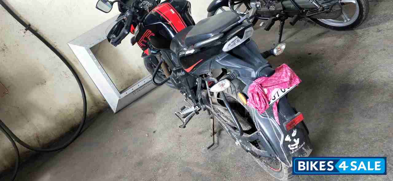 TVS Apache RTR 200 4V