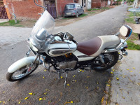 Bajaj Avenger Cruise 220