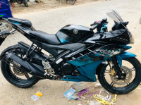 Yamaha YZF R15 V2