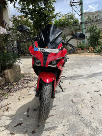 Bajaj Pulsar RS 200 ABS