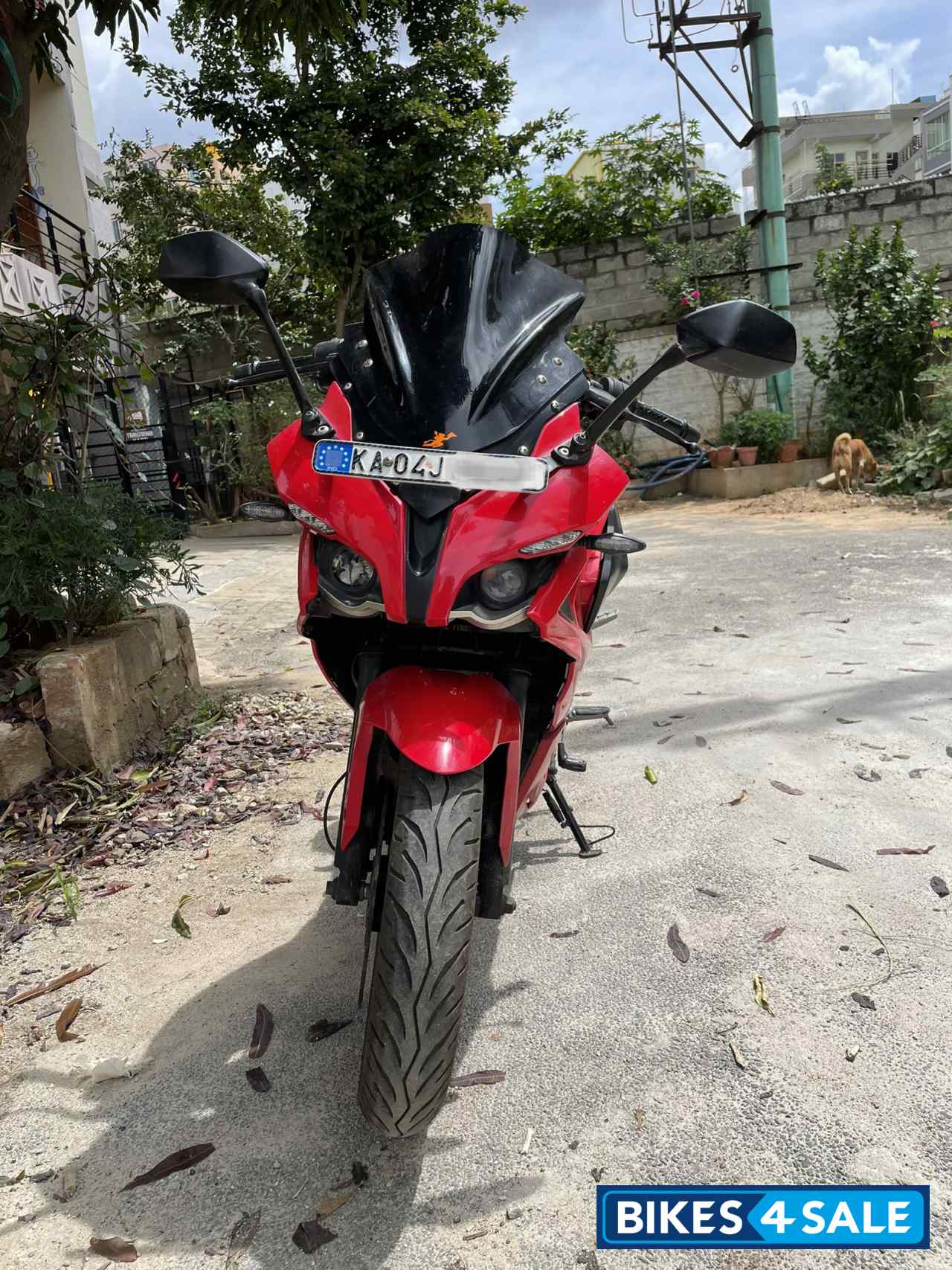 Bajaj Pulsar RS 200 ABS