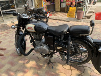 Black Royal Enfield Classic 350