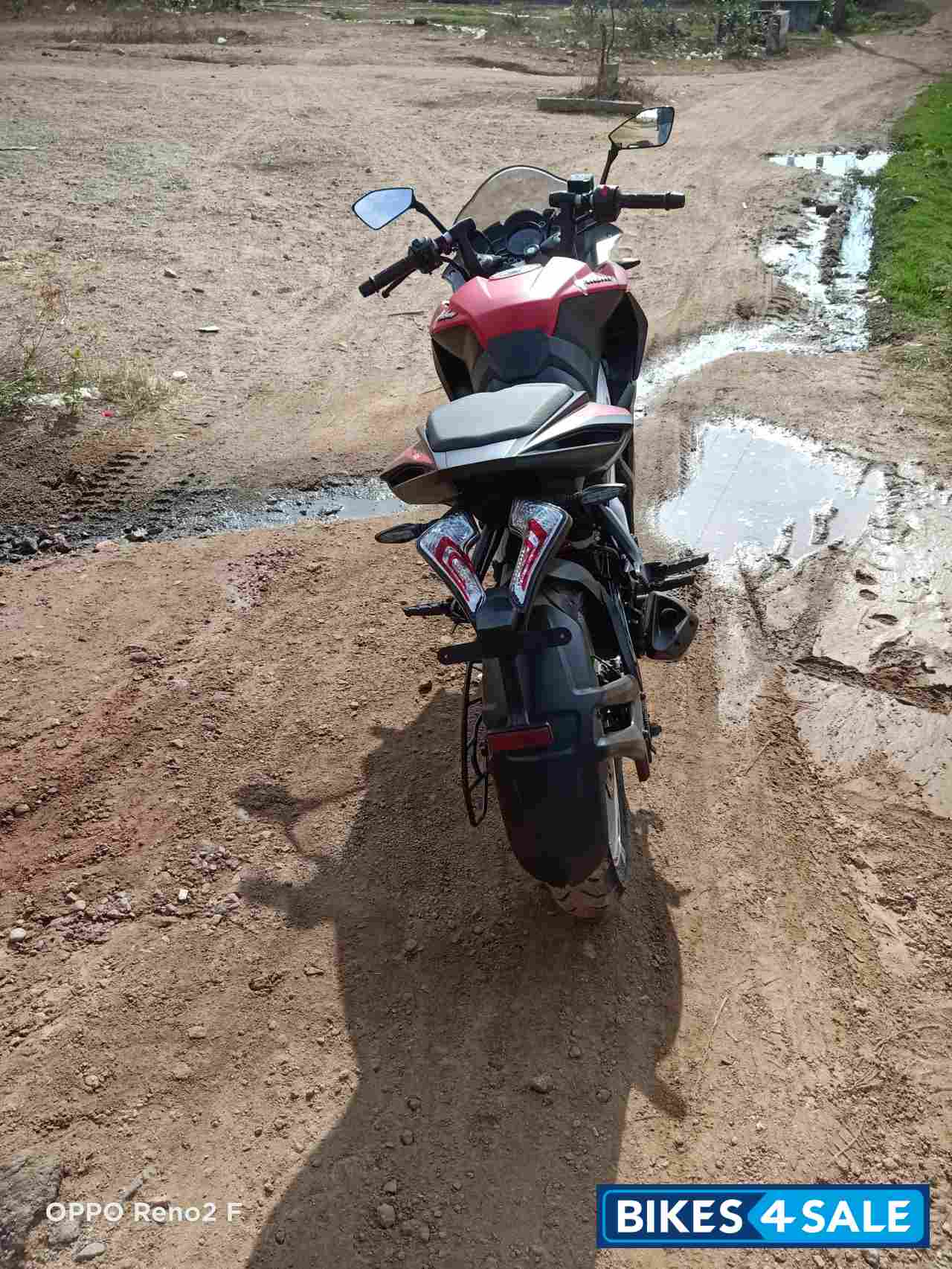 Bajaj Pulsar RS 200 BS6