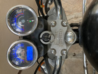 Black Royal Enfield Thunderbird 350