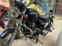 Black Royal Enfield Thunderbird 350