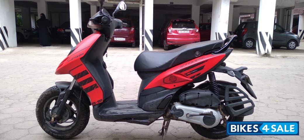 Aprilia Storm 125