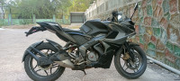 Black Bajaj Pulsar RS 200