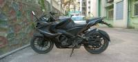 Black Bajaj Pulsar RS 200
