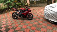 Red Triumph Daytona 675