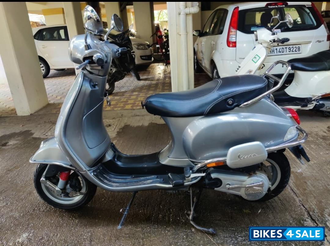 Vespa LX 125