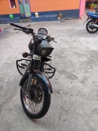 Black Royal Enfield Classic 350