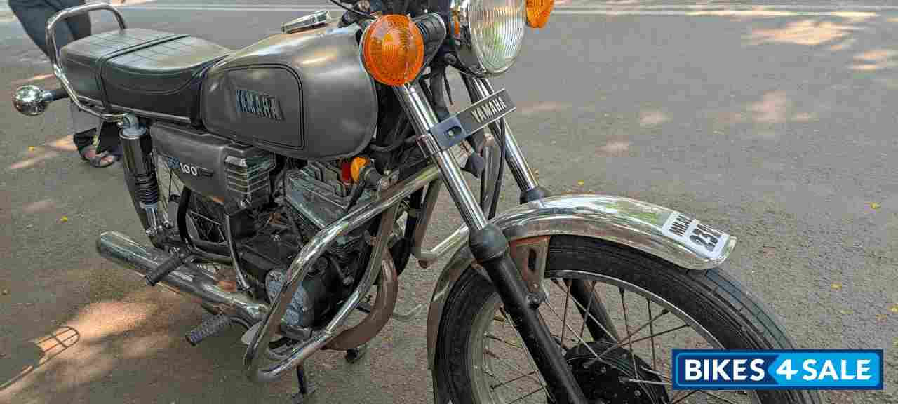 Yamaha RX 100