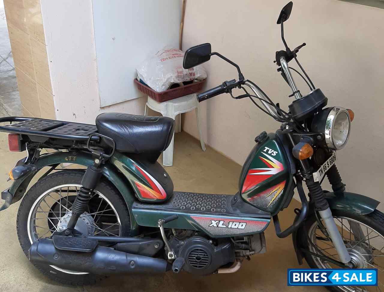 TVS XL 100 Heavy Duty