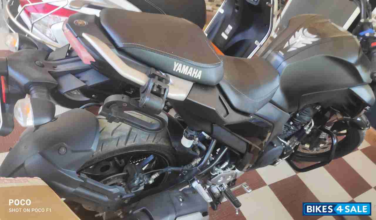 Matt Black Yamaha FZ25
