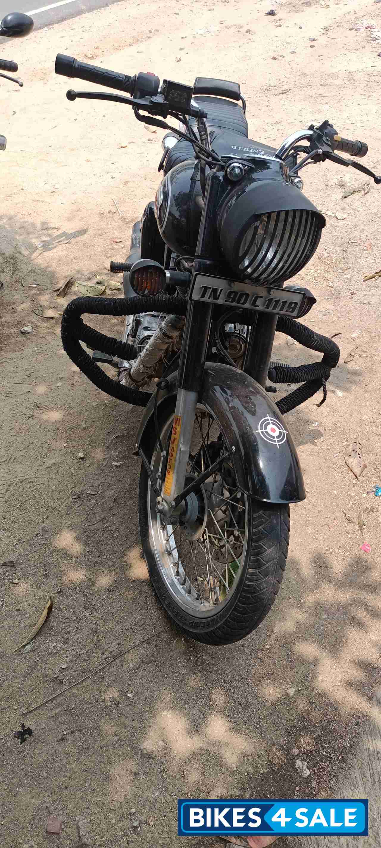 Black Royal Enfield Bullet 500