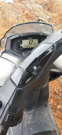 Suzuki Burgman Street