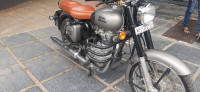 Gun Metal Grey Royal Enfield Classic Gunmetal Grey