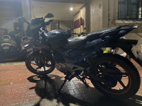 Bajaj Pulsar 220F
