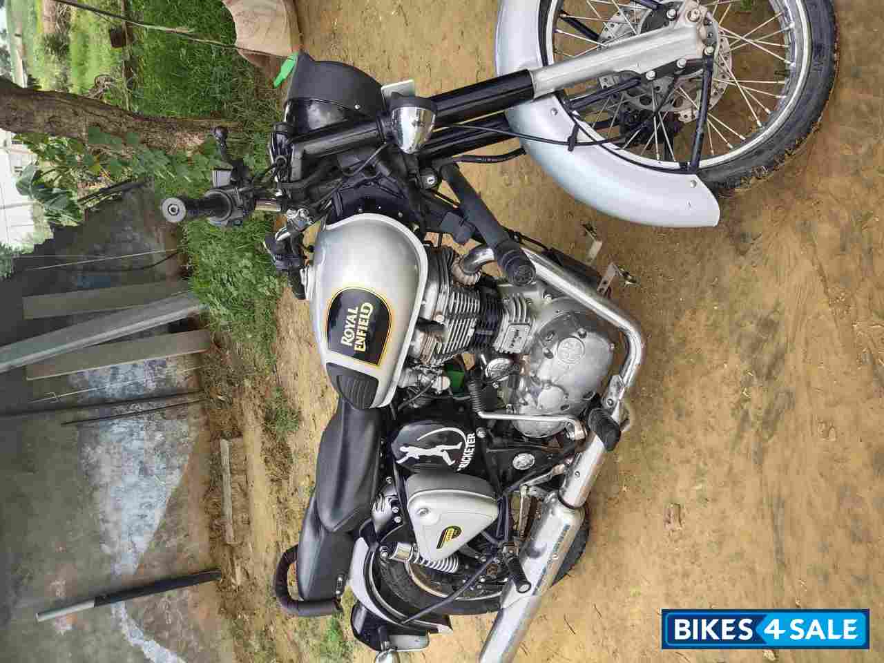 Silver Royal Enfield Classic 350