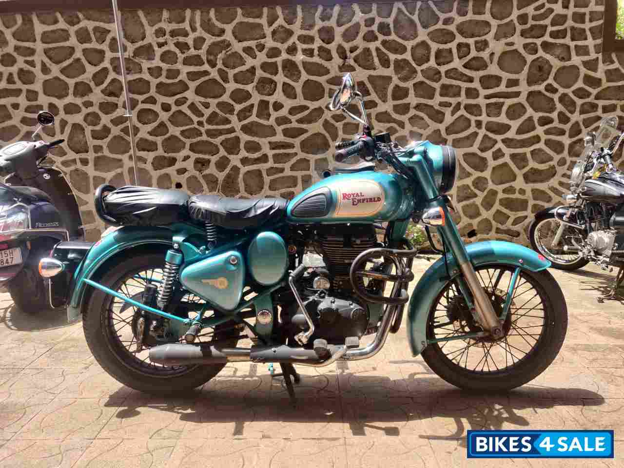 Royal Enfield Classic 500