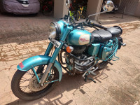 Royal Enfield Classic 500