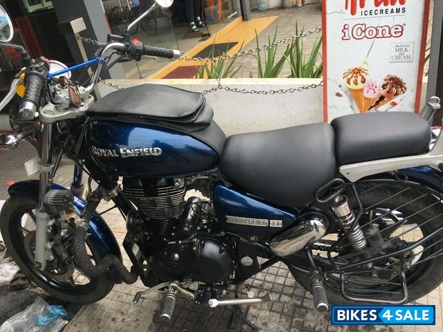 Marine Blue Royal Enfield Thunderbird 350 Marine Blue Royal Enfield Thunderbird 350