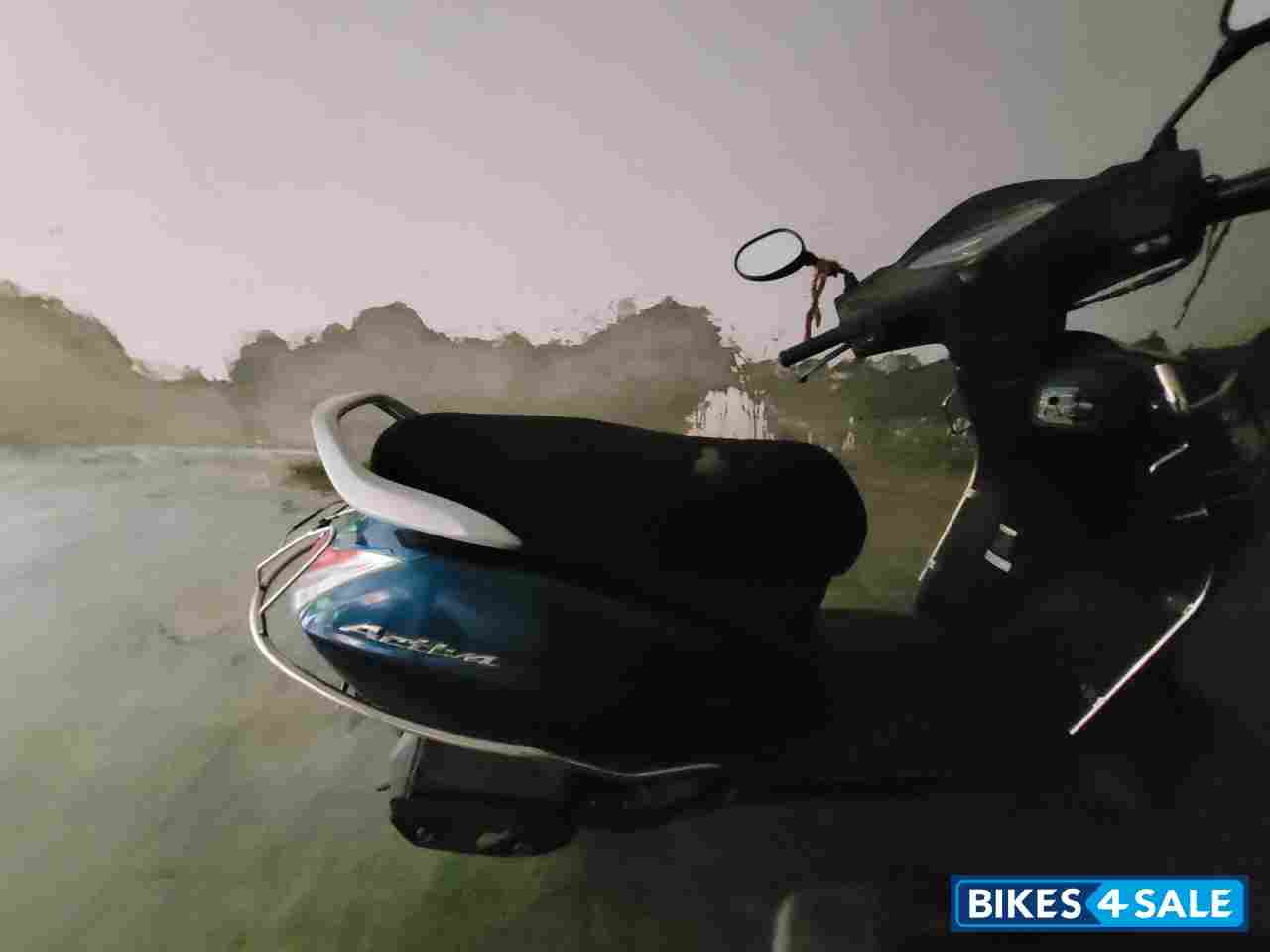 Blue Honda Activa 5G