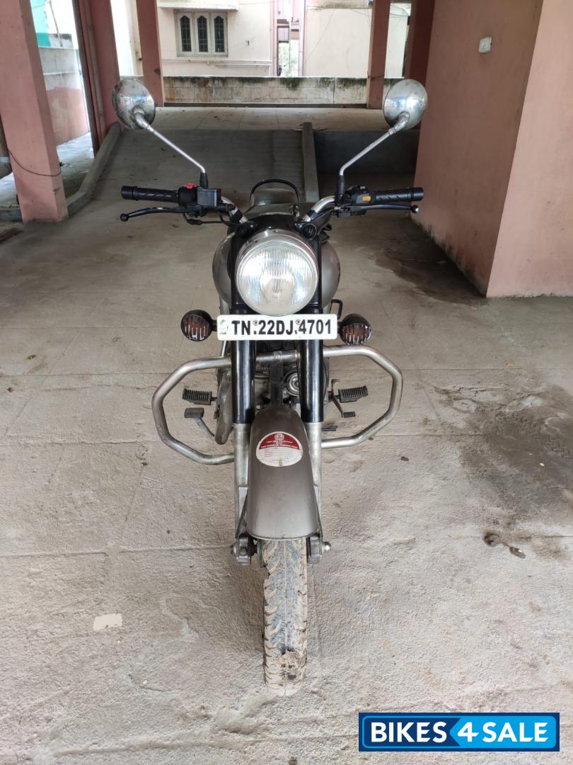 Gunmetal Grey Royal Enfield Classic 350 Gunmetal Grey Royal Enfield Classic 350