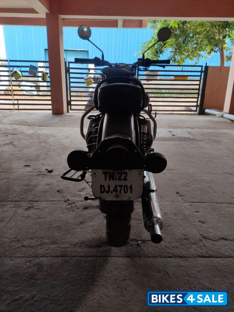 Gunmetal Grey Royal Enfield Classic 350 Gunmetal Grey Royal Enfield Classic 350