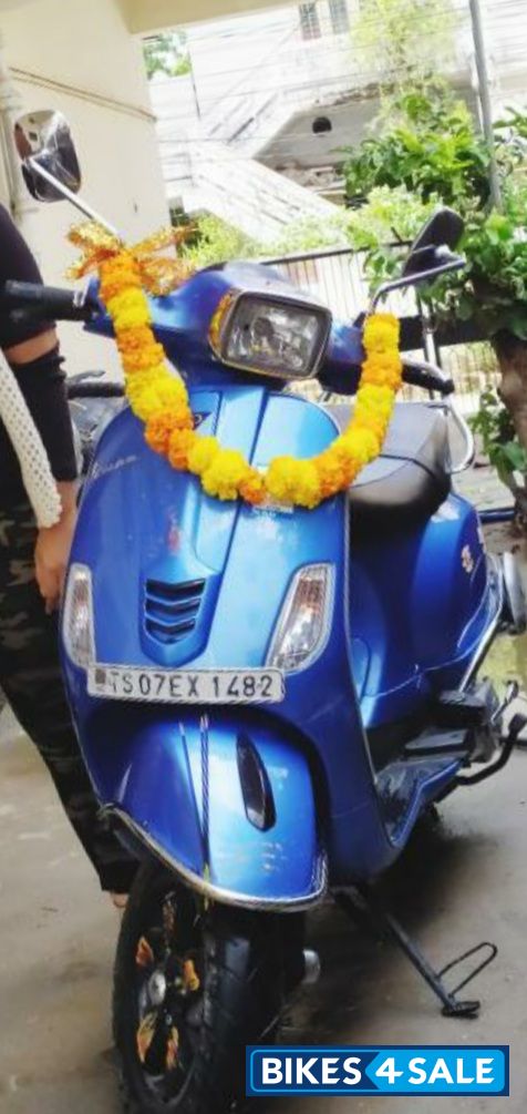 Azure Blue Vespa SXL 125