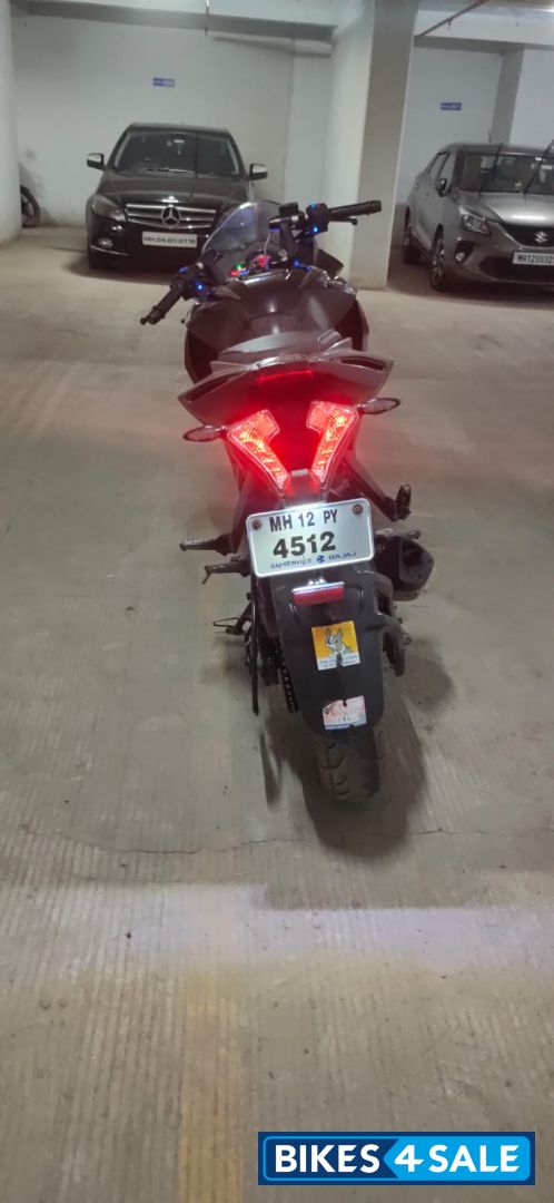 Bajaj Pulsar RS 200 ABS