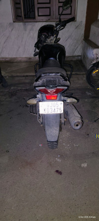 Black Honda CB Unicorn