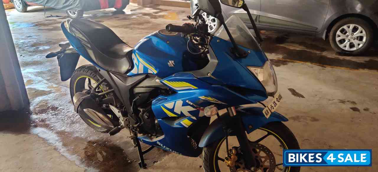 Suzuki Gixxer SF Moto GP