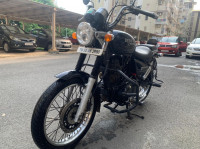 Black Royal Enfield Thunderbird 350