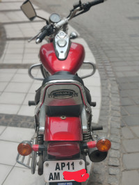 Bajaj Avenger 220 DTS-i