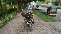White Bajaj Dominar 400