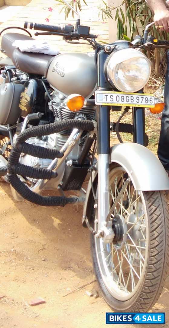 Royal Enfield Classic 350 BS VI