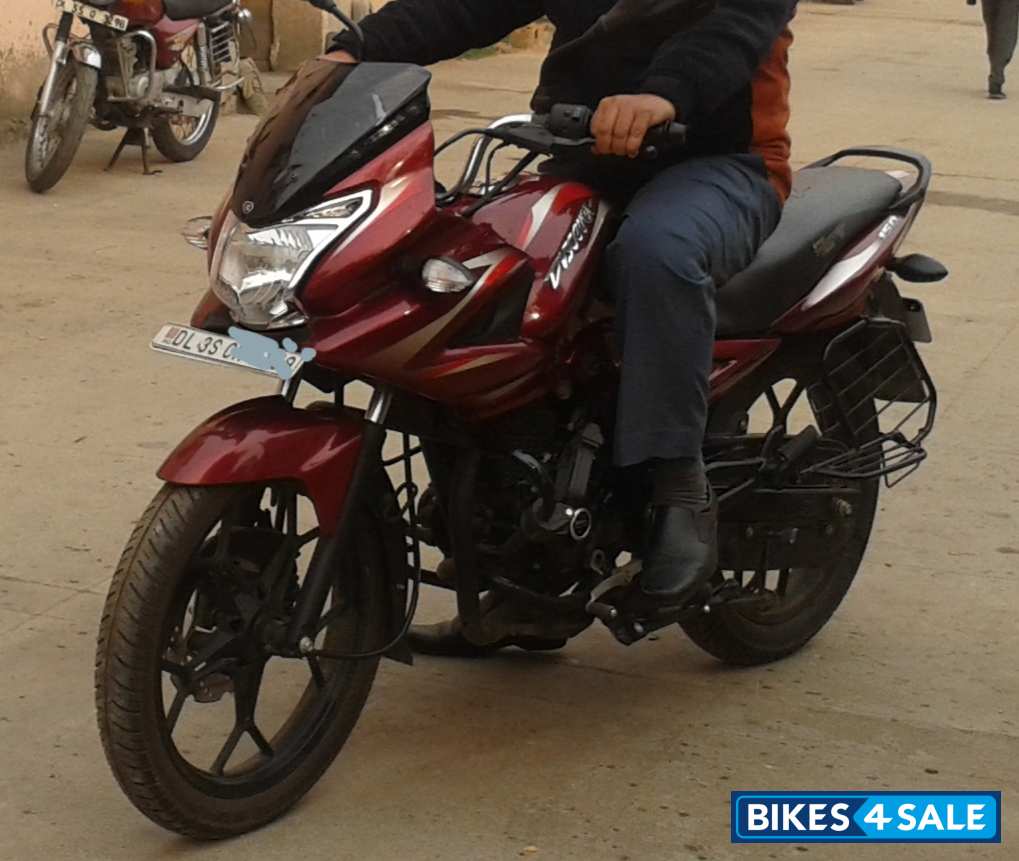 Bajaj Discover 150 F