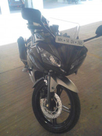 Black Yamaha YZF R15 V2