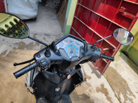 Yamaha Cygnus Ray ZR