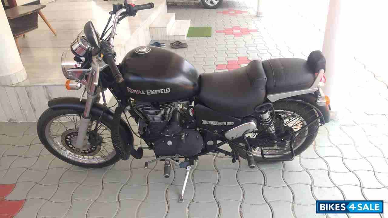 Matt Black Royal Enfield Thunderbird 350