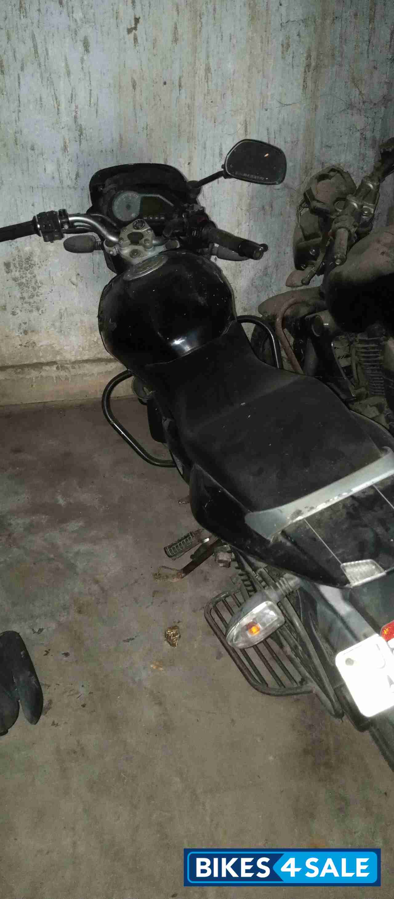 Black Bajaj Pulsar 150 DTSi
