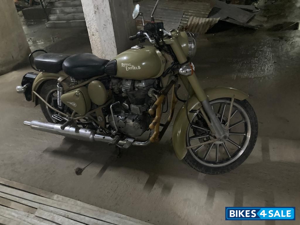 Royal Enfield Classic Desert Storm