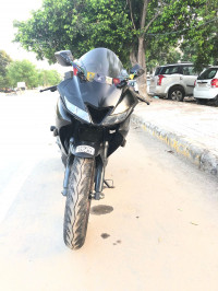 Dark Night Yamaha YZF R15 V3 BS6