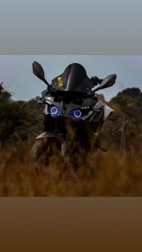 Black Bajaj Pulsar RS 200