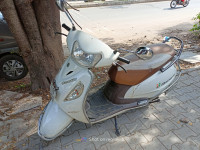White Suzuki Access 125
